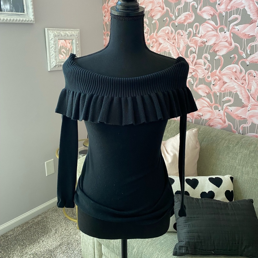 Lilly Pulitzer black off the shoulder froufrou top size Xs